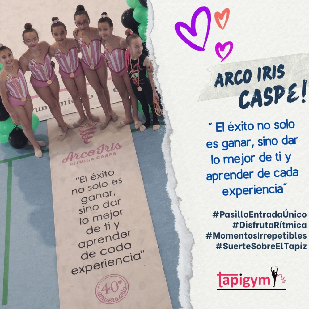 Momentos únicos para las campeonas de Club Arco Iris Caspe, que están de enhorabuena después de cumplir su 40ª Aniversario.
Ojala nuestro pasillo de entrada, os de mucha suerte, porque ya sólo llegar a estar sobre él, tiene un mérito increíble.